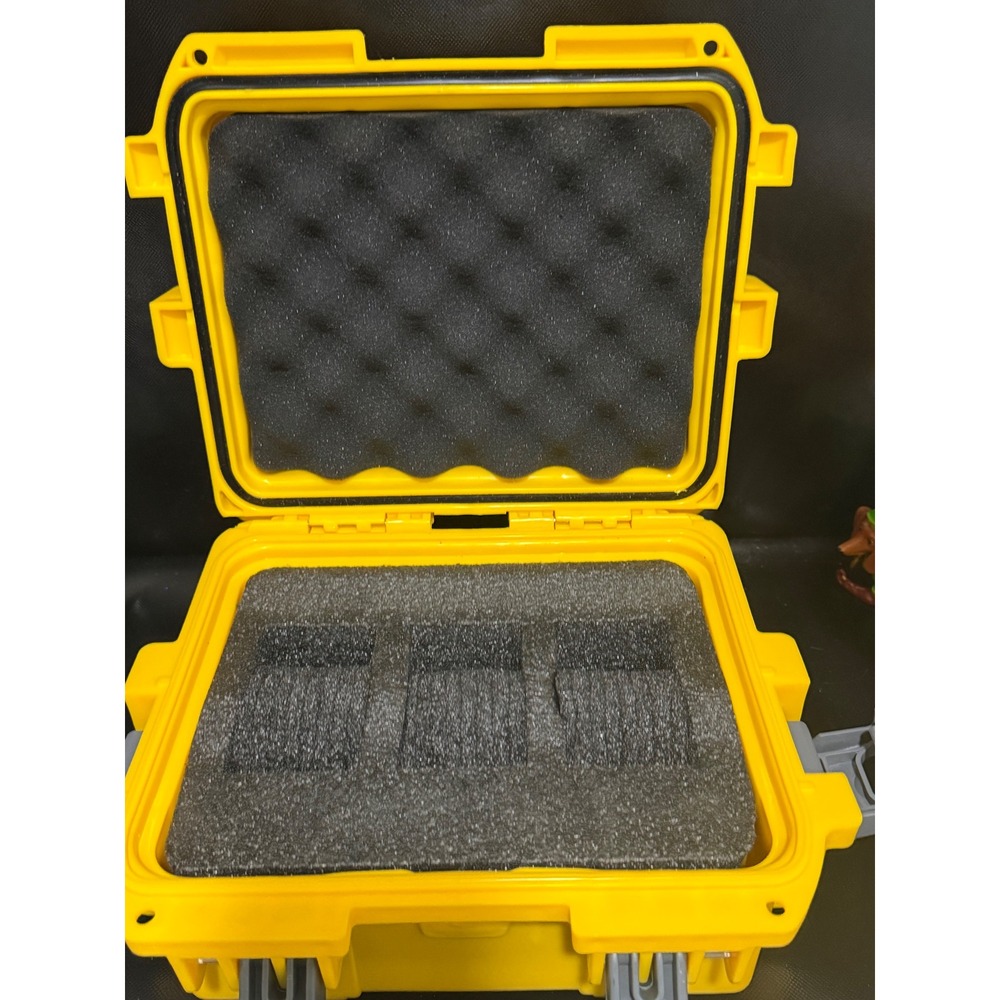 Invicta Yellow Hard Case‎ Watch Box Storage Protective Travel